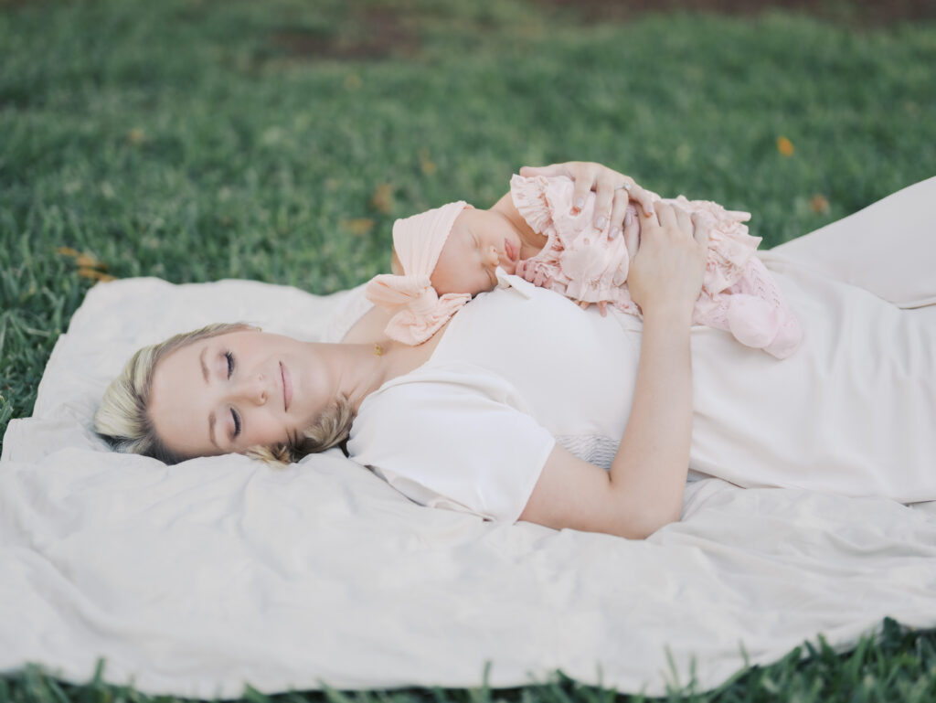 Fort Worth Outdoor Newborn Session