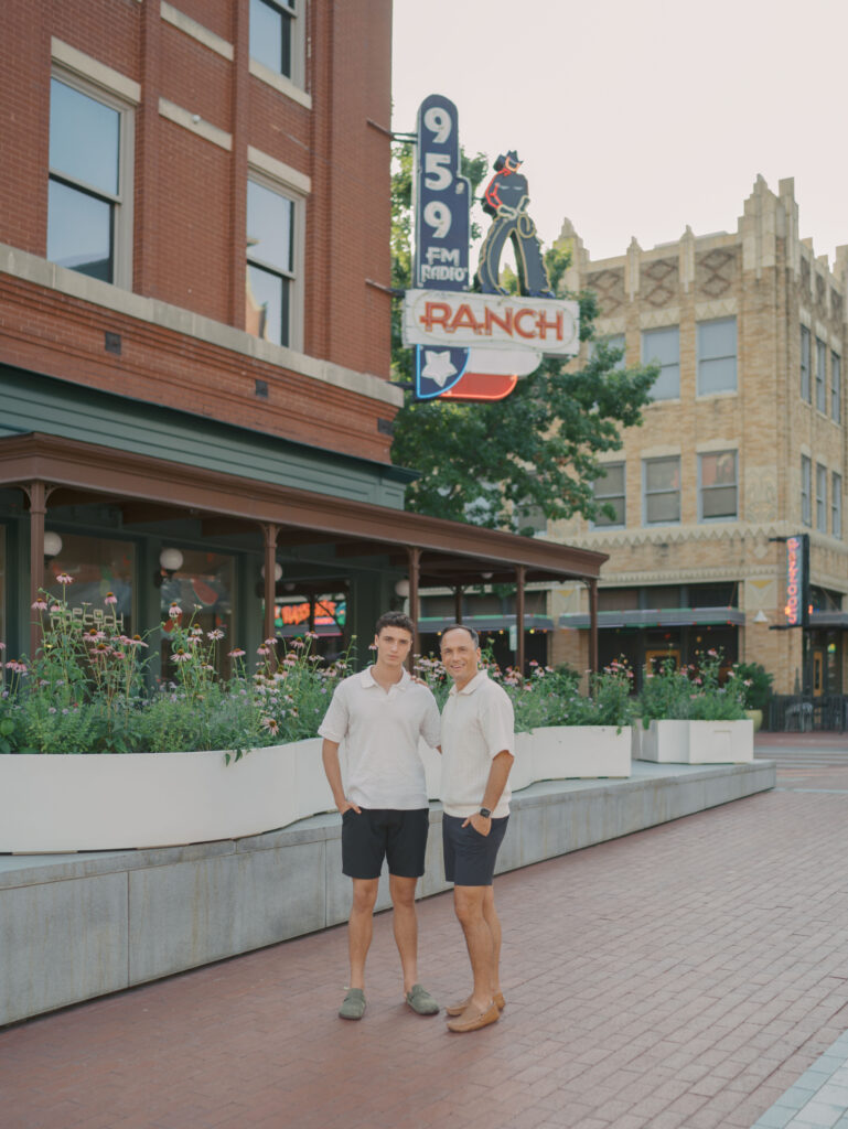 This image has an empty alt attribute; its file name is Colorado-Spring-Family-Photographer-Lauren-Bounds-29-769x1024.jpg