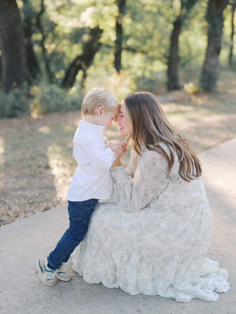 Colorado Springs Maternity Photography mom and son head to head smiling