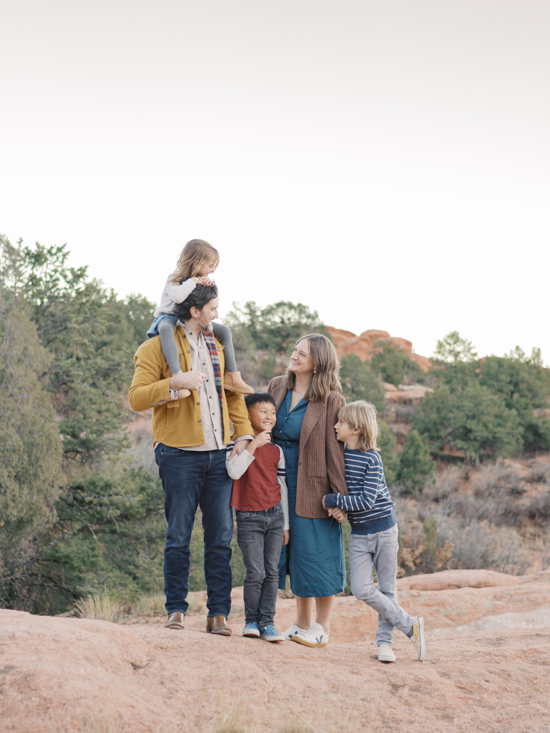 family at garden of the gods in colorado springs